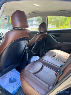2014 Hyundai Avante — foto 6 / 9