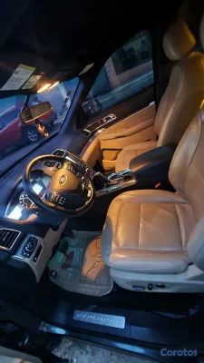 2016 Ford Explorer — foto 11 / 14