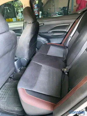 2020 Nissan Versa — foto 5 / 11