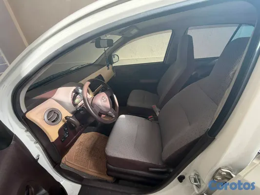 2016 Toyota Passo — foto 5 / 8
