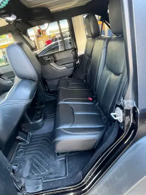 2016 Jeep Rubicon — foto 6 / 7