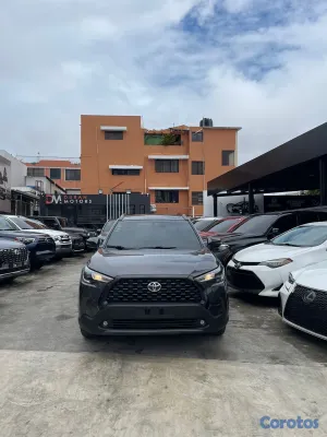 2023 Toyota Corolla Cross — foto 2 / 10