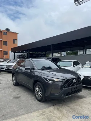2023 Toyota Corolla Cross — foto 3 / 10