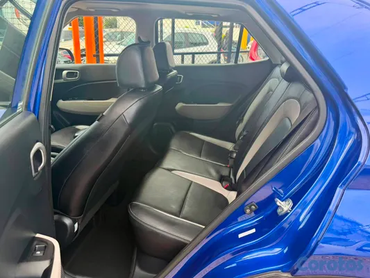 2022 Hyundai VENUE FULL — foto 6 / 11