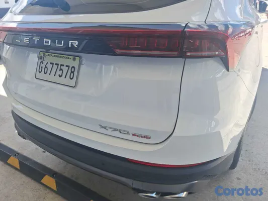2024 Jetour X70 Plus — foto 8 / 15
