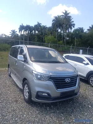 2019 Hyundai Grand Starex — foto 4 / 9