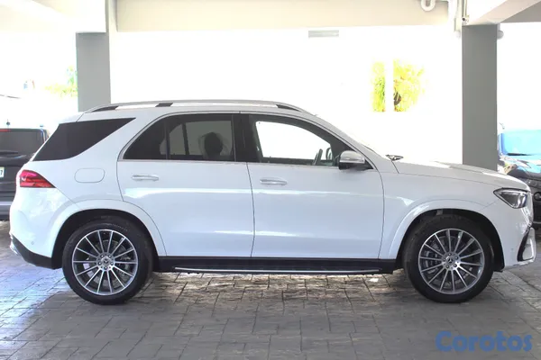 2026 Mercedes-Benz Clase GLE — foto 6 / 11