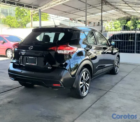 2020 Nissan Kicks — foto 10 / 12
