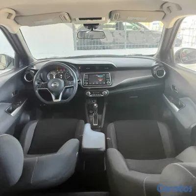 2020 Nissan Kicks — foto 12 / 12