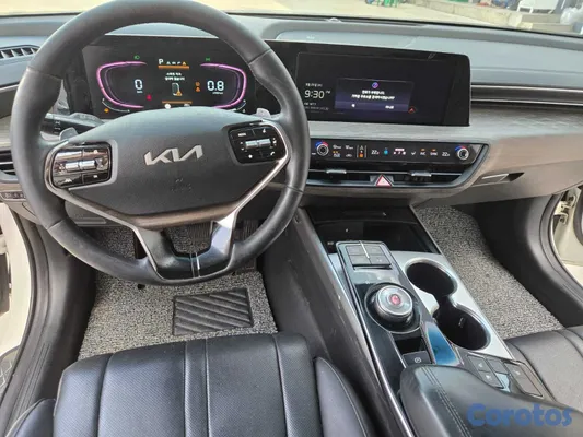 2022 Kia K8 — foto 7 / 12