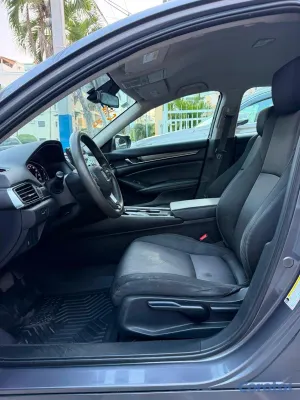 2021 Honda Accord — foto 9 / 11