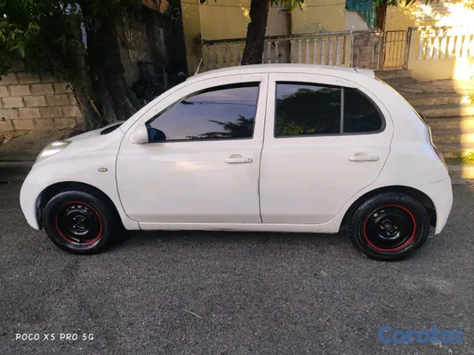 2008 Nissan March — foto 2 / 11
