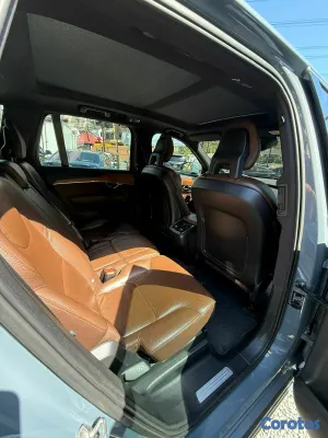 2022 Volvo Xc90 — foto 8 / 14