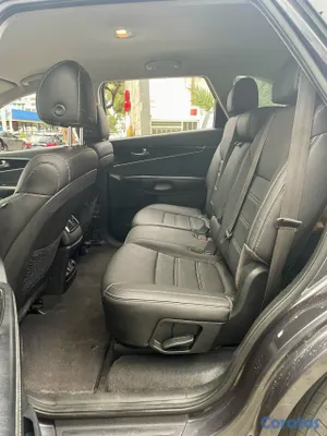 2019 Kia Sorento — foto 4 / 9