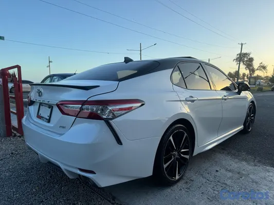 2019 Toyota Camry — foto 4 / 8