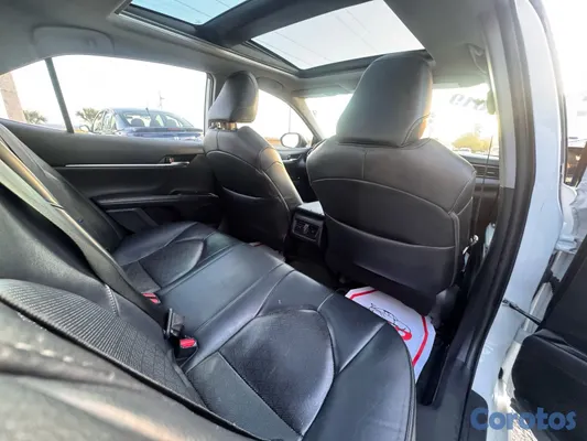 2019 Toyota Camry — foto 7 / 8