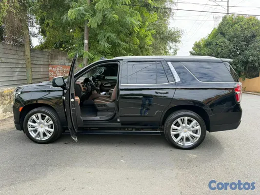 2024 Chevrolet Tahoe — foto 10 / 11