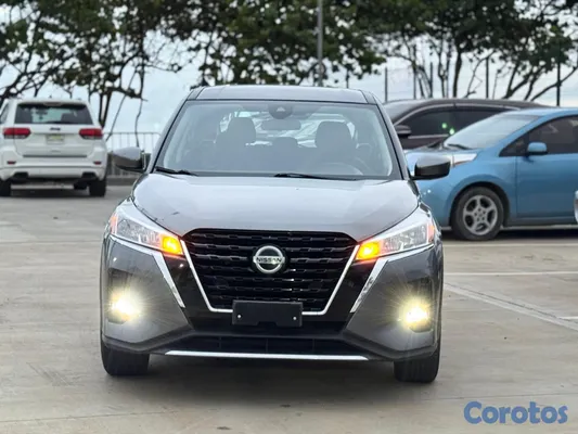 2021 Nissan Kicks — foto 3 / 6