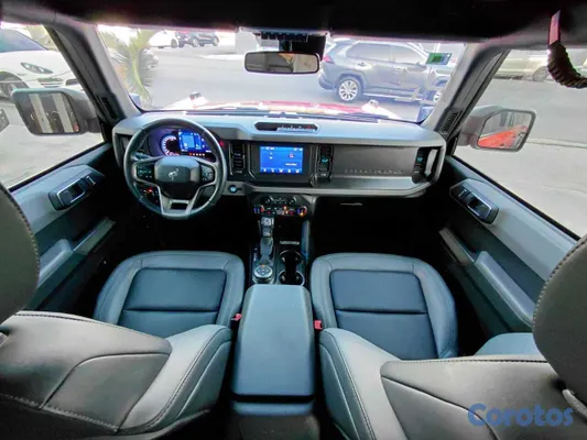 2022 Ford Bronco — foto 9 / 10