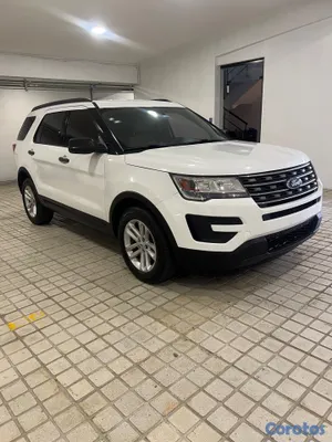2017 Ford Explorer — foto 4 / 11