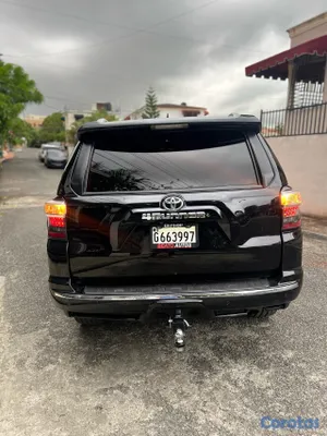 2018 Toyota 4 Runner — foto 9 / 15