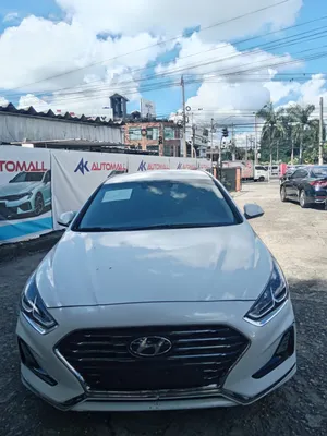 2019 Hyundai Sonata — foto 2 / 10