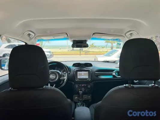 2018 Jeep Renegade — foto 3 / 12