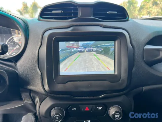 2018 Jeep Renegade — foto 4 / 12