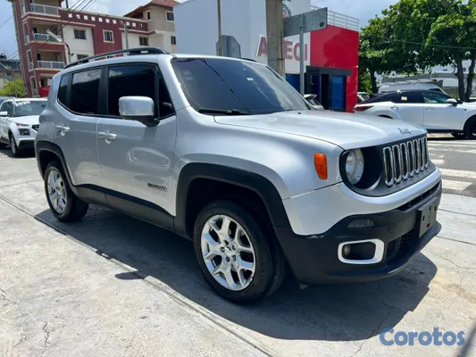 2018 Jeep Renegade — foto 8 / 12