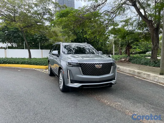 2023 Cadillac Escalade — foto 2 / 9