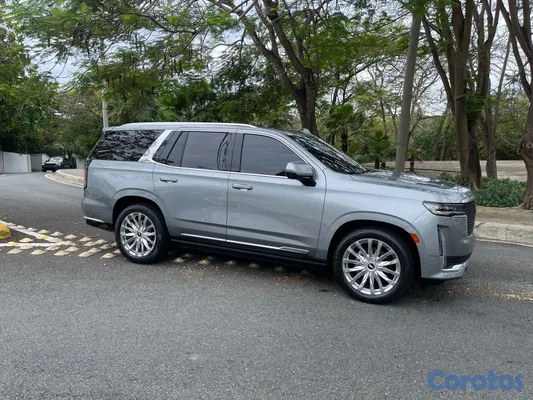 2023 Cadillac Escalade — foto 3 / 9