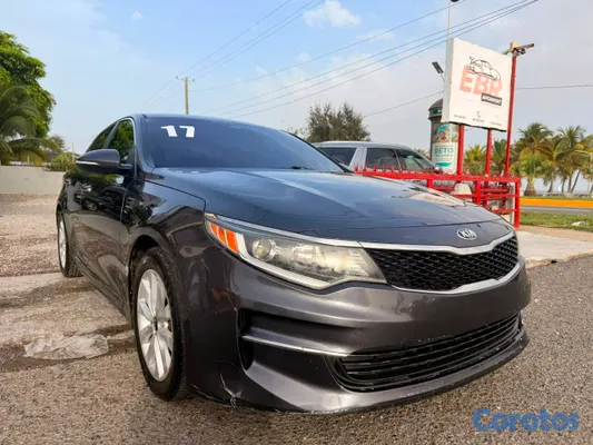 2017 Kia Optima — foto 2 / 8