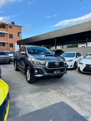 2016 Toyota Hilux — foto 3 / 12