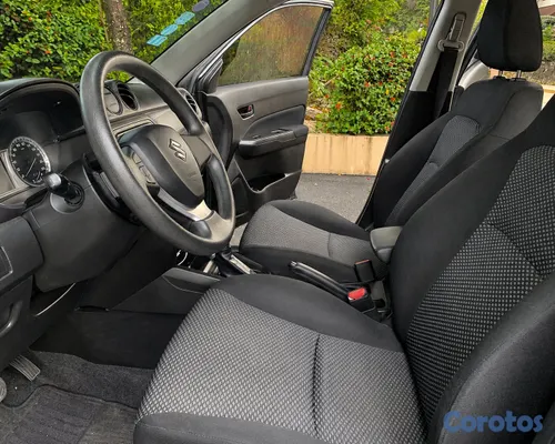 2022 Suzuki Vitara — foto 4 / 9