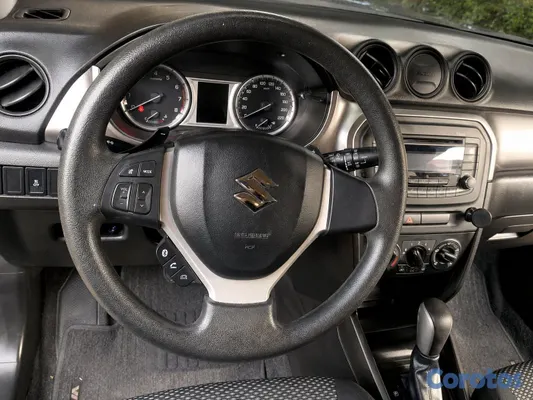 2022 Suzuki Vitara — foto 6 / 9