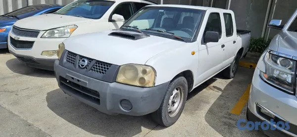 2011 Nissan Frontier — foto 8 / 8