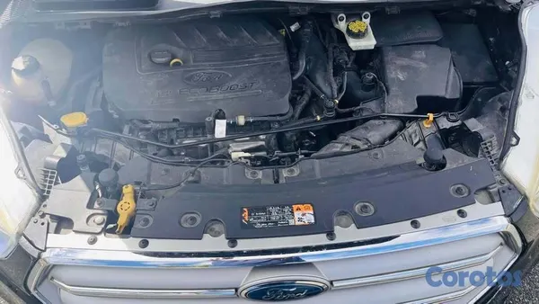 2017 Ford Escape — foto 4 / 9