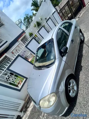 2011 Chevrolet Aveo — foto 3 / 9