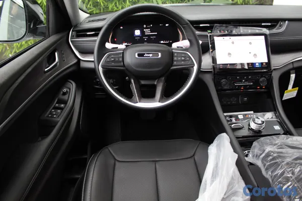 2025 Otra Jeep Grand Cherokee L Limited — foto 11 / 11