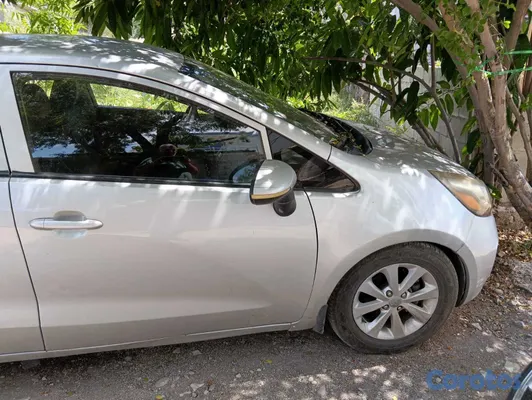 2013 Kia Rio — foto 2 / 6