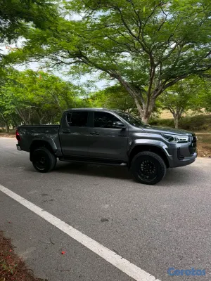 2025 Toyota Hilux