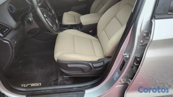 2017 Hyundai Tucson — foto 10 / 12