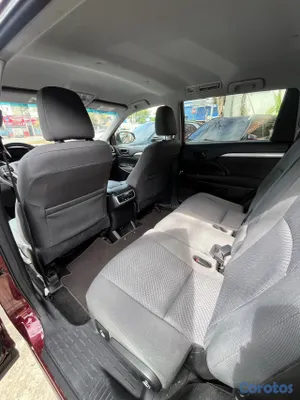 2017 Toyota Highlander — foto 5 / 10