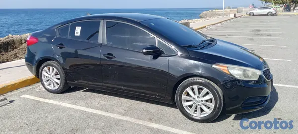 2014 Kia Forte — foto 6 / 20