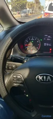 2014 Kia Forte — foto 14 / 20