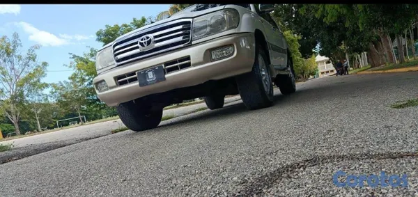 2005 Toyota Land Cruiser — foto 3 / 6