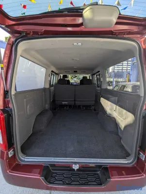 2020 Nissan NV — foto 10 / 10