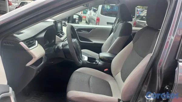 2021 Toyota Rav-4 — foto 8 / 16