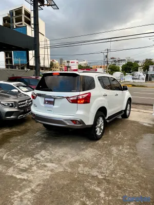 2019 Isuzu Mux — foto 7 / 13