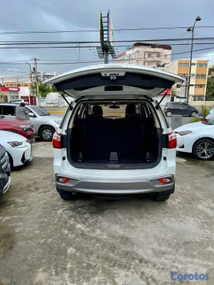 2019 Isuzu Mux — foto 12 / 13
